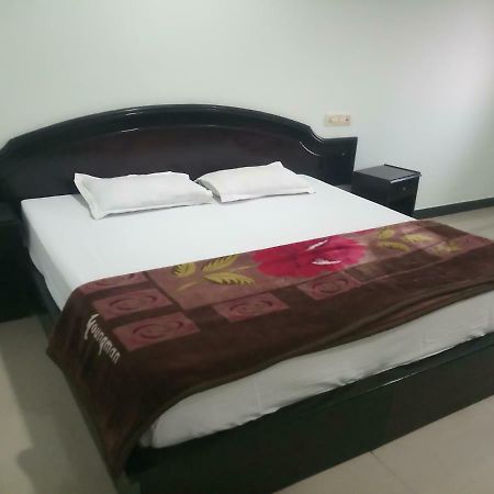 Hotel Vindhwashni Haldwāni Extérieur photo