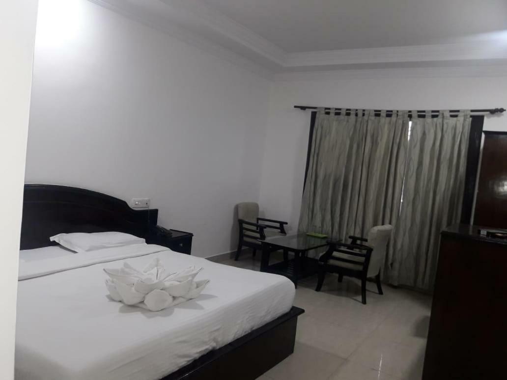 Hotel Vindhwashni Haldwāni Extérieur photo