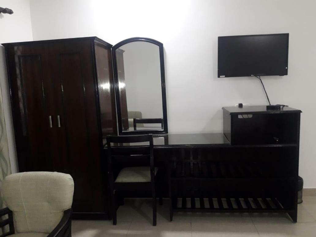 Hotel Vindhwashni Haldwāni Extérieur photo